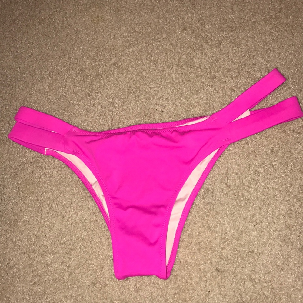 HOT PINK SWIMSUIT BOTTOM